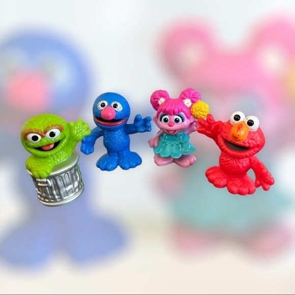 Sesame Street Hasbro Elmo Oscar Grover and Abby Cadabby small figures - Picture 1 of 12